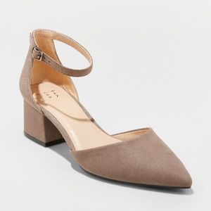 A New Day Brown Block Pointed Toe Kitten Heels